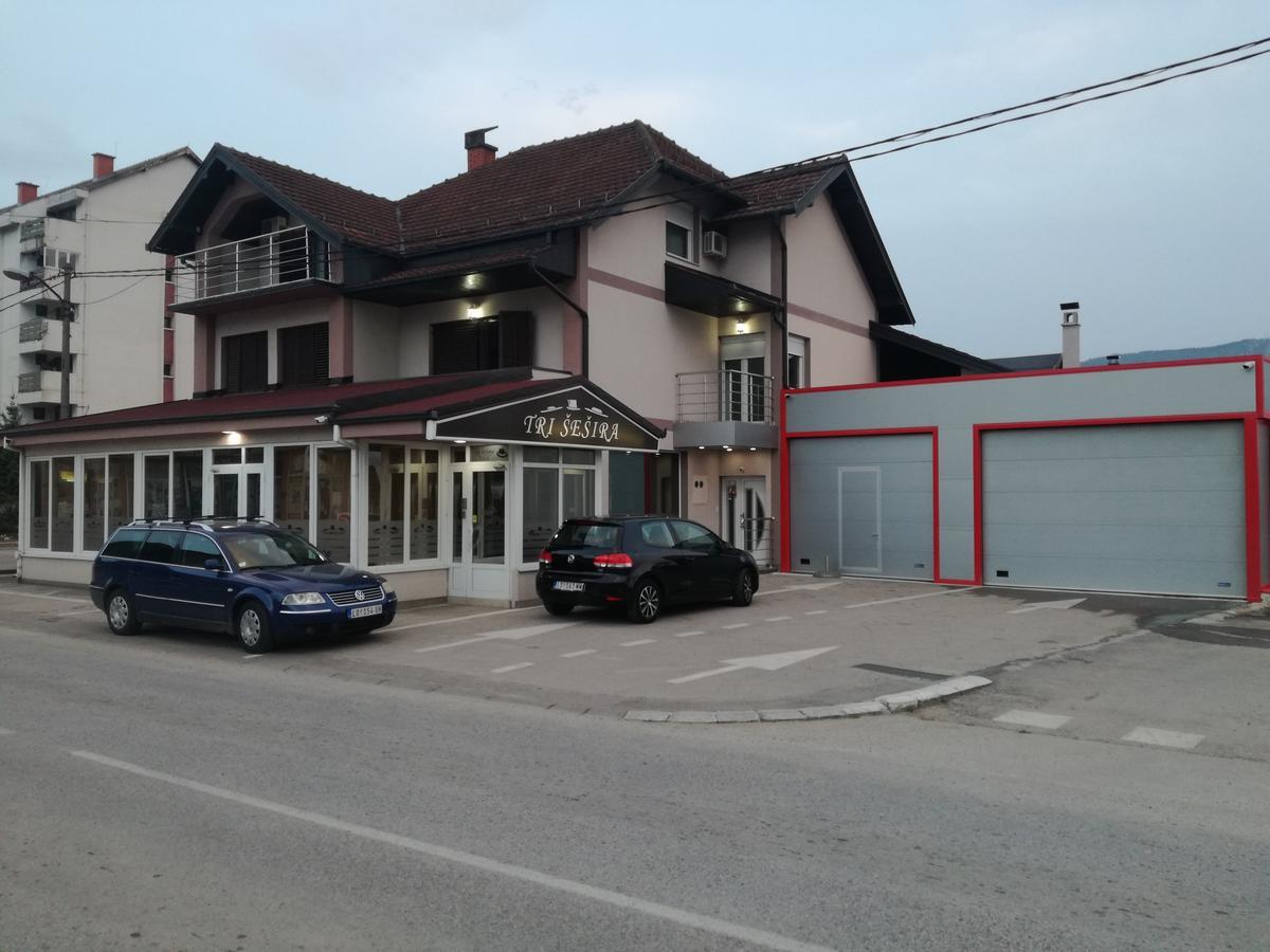 Tri Sesira Ljubovija Hotel Exterior photo